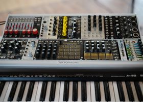 Synth Cities: How Night Music Shapes the Urban Grid